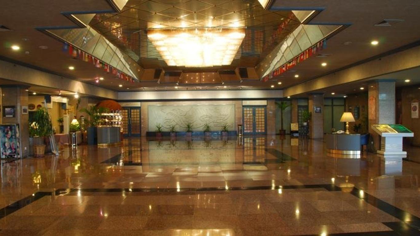 Chalon International Hotel