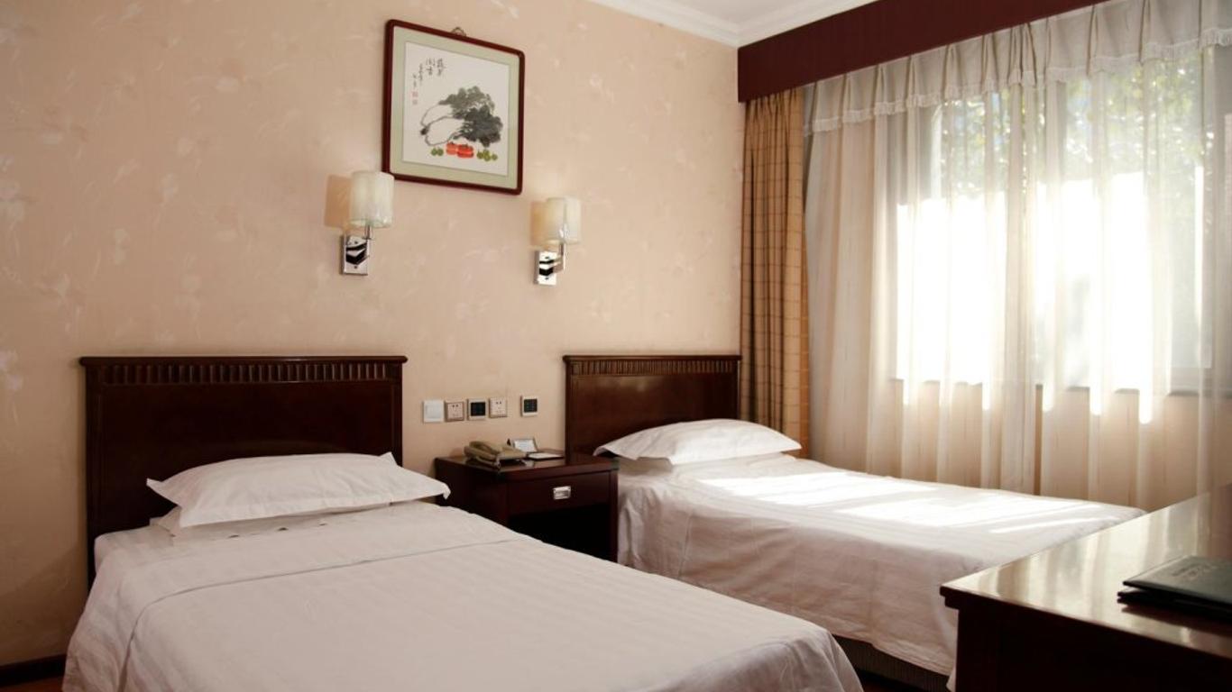 Hujialou Hot Spring Hotel