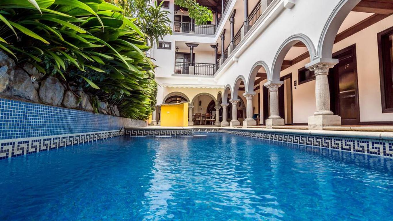Hotel Colonial