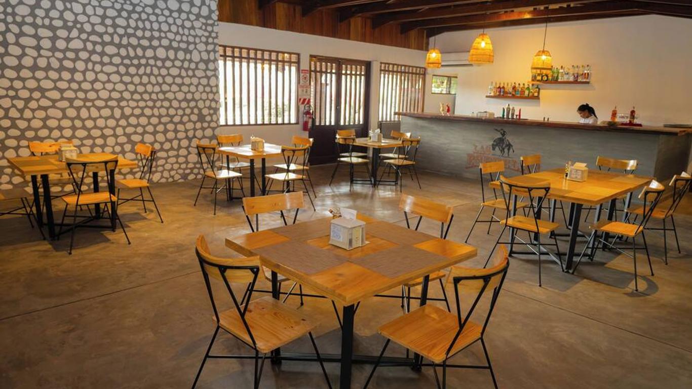 Las Espuelas Hotel