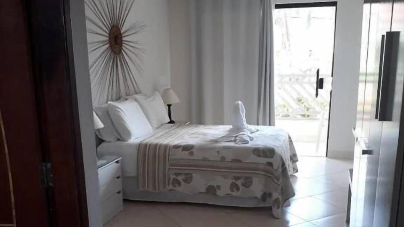 Dolphin Pousada & Suites