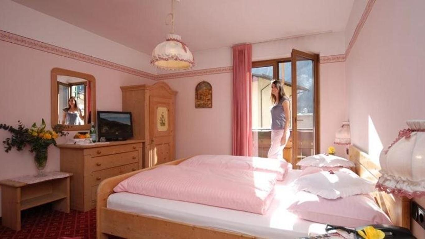 Sport Hotel Sass Maor