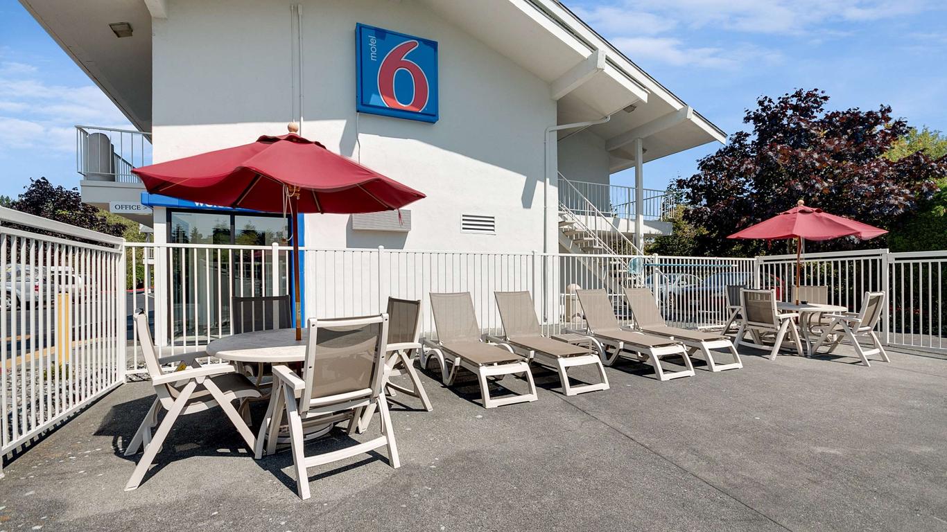 Motel 6 Bellingham, WA