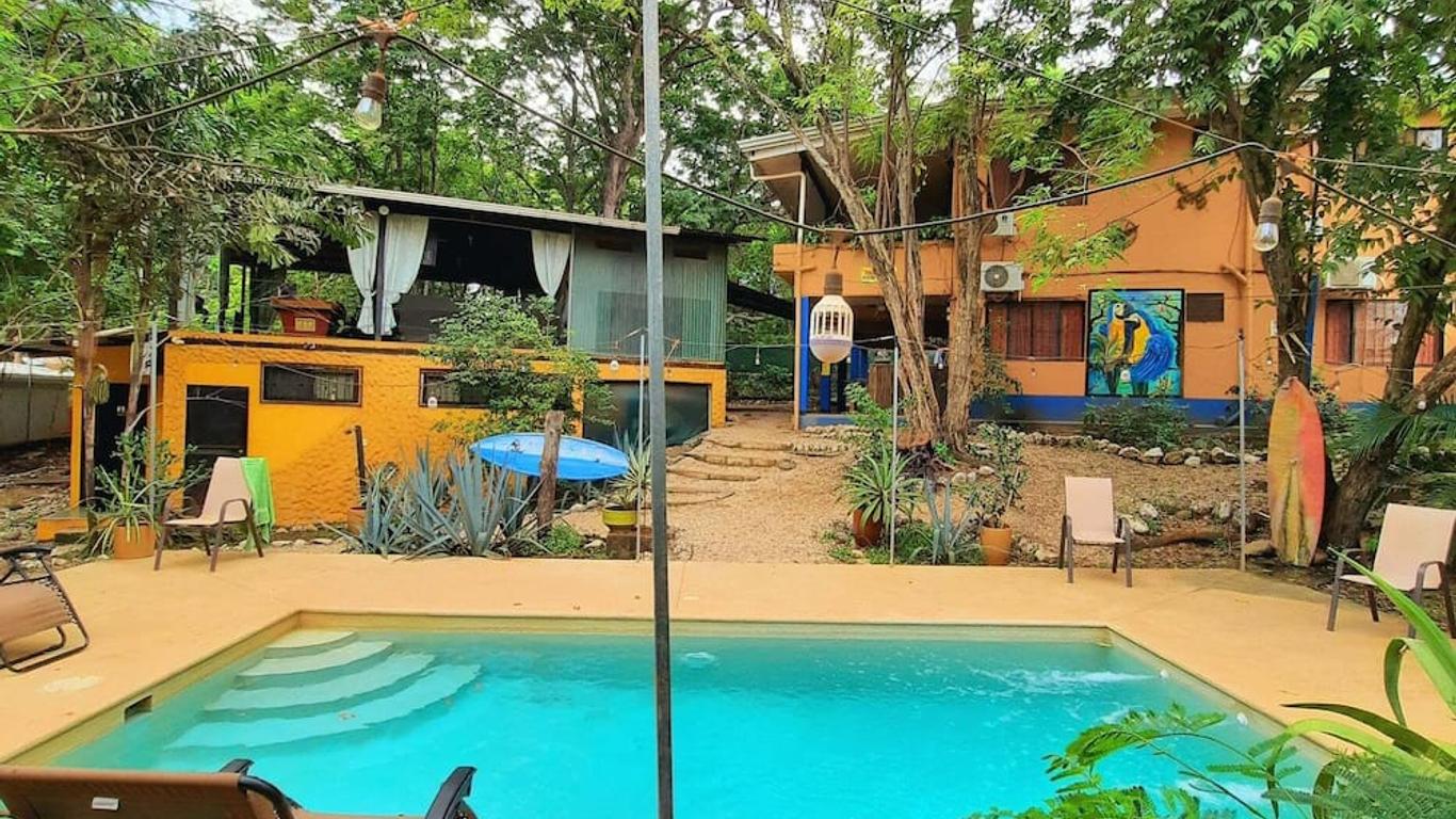 Pura Vida Mini Hostel