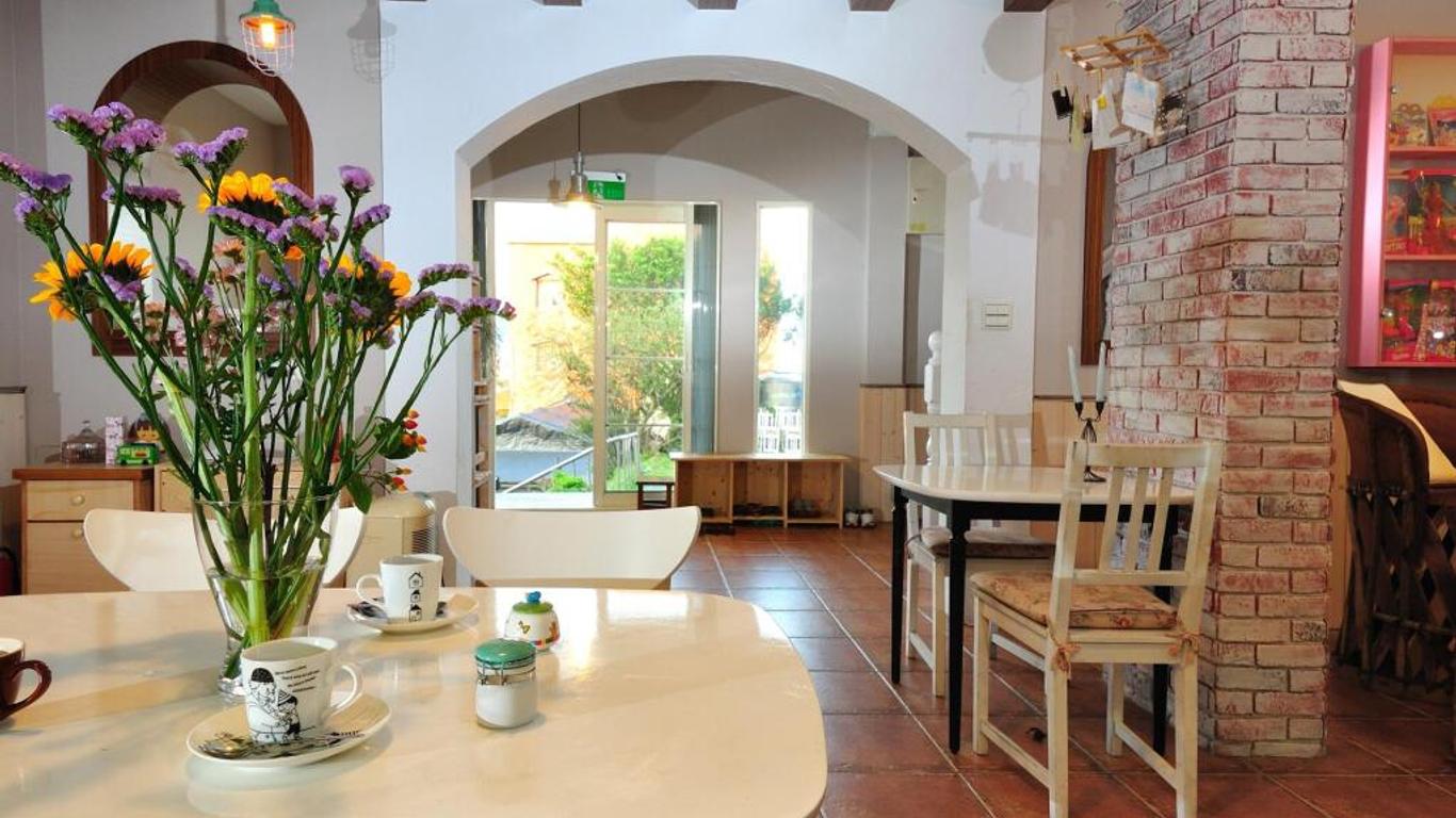 Sunnyrain Bed And Breakfast