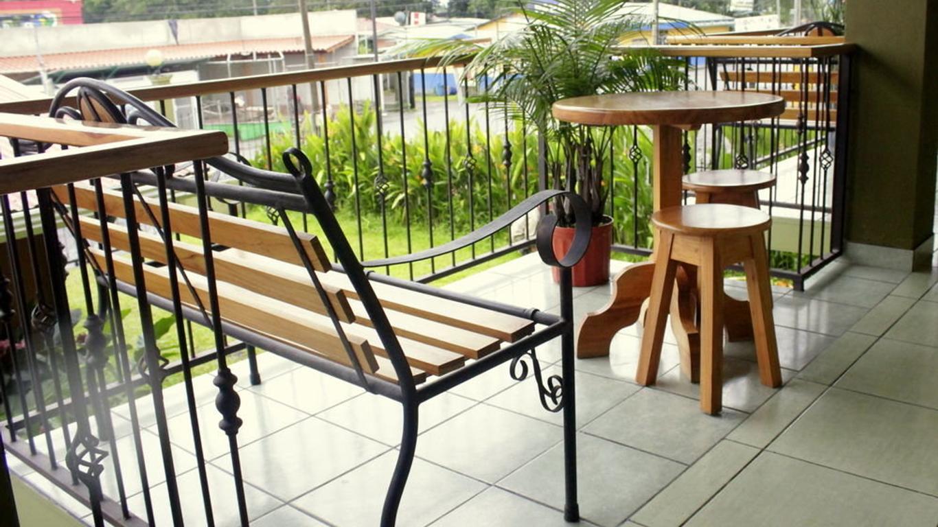 Hotel Fas B & B